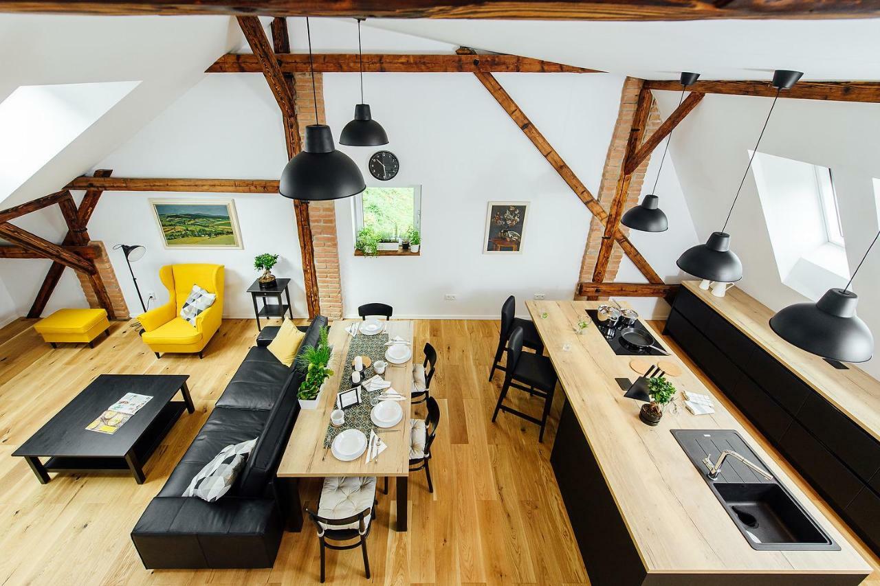 Trenčín Loft V Historickom Centre מראה חיצוני תמונה
